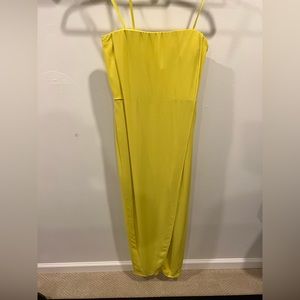 BCBGMAXAZRIA yellow strapless gown with tulip hem